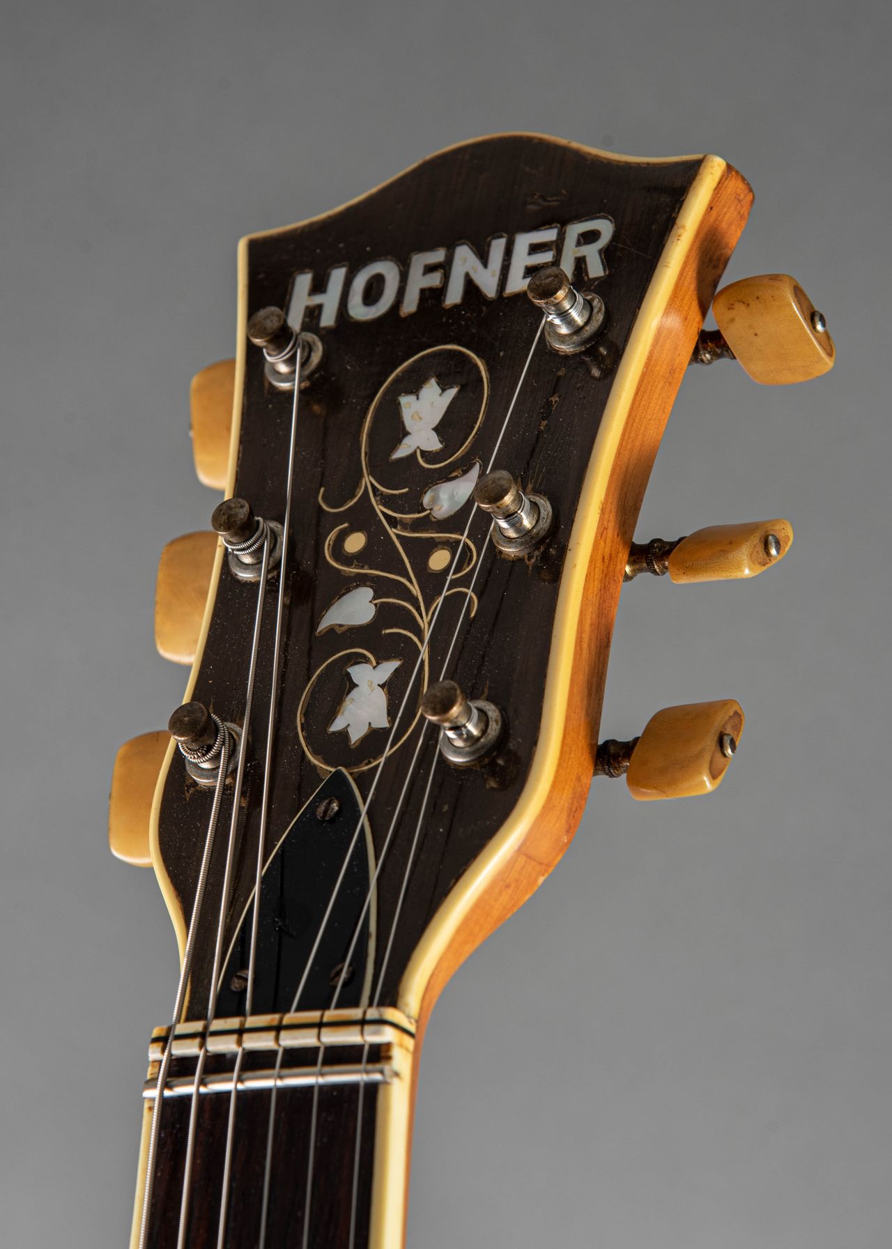 Hofner president acoustic guitar sales