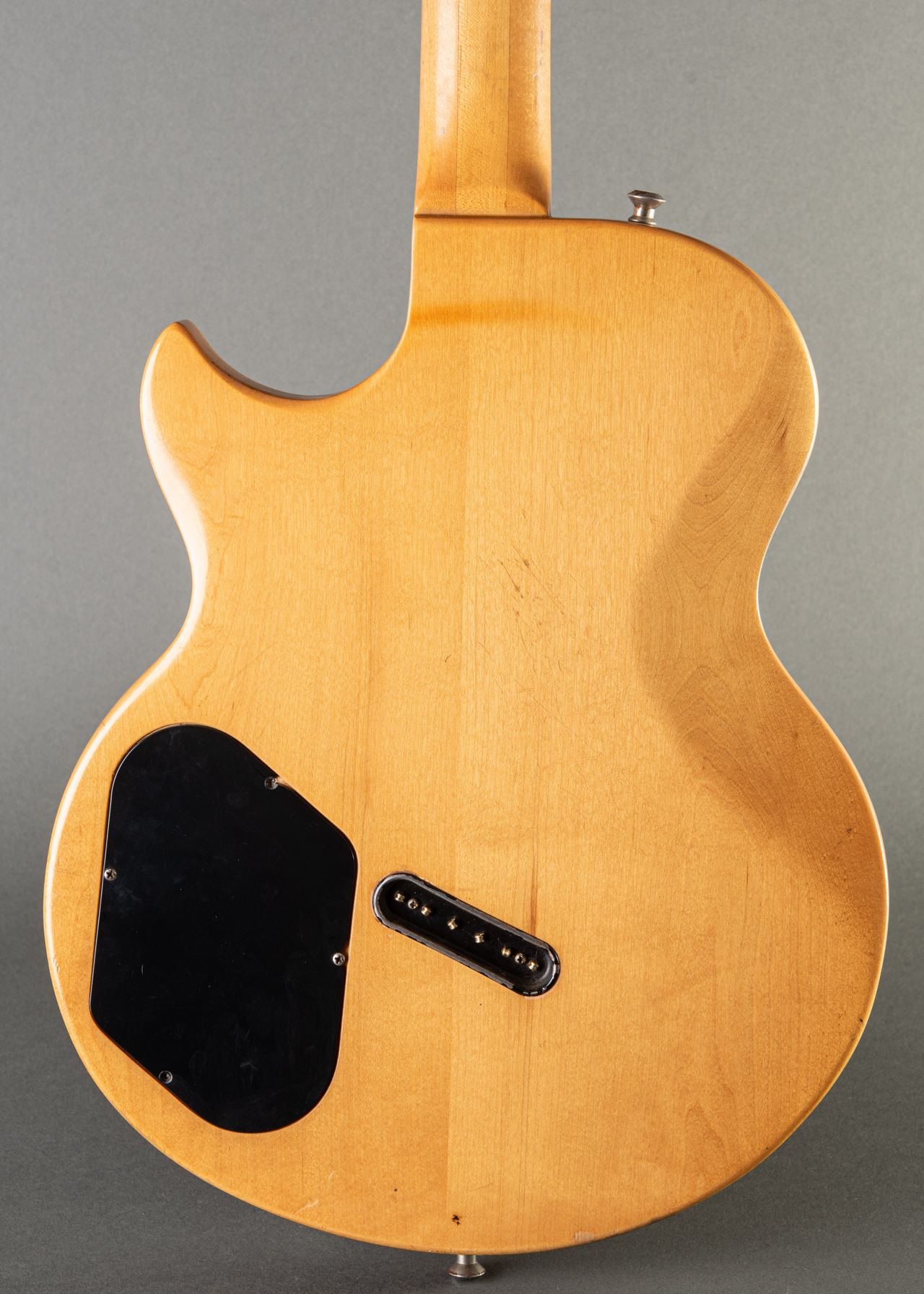 Carter Vintage - Gibson L6S 1975, Natural | Carter Vintage