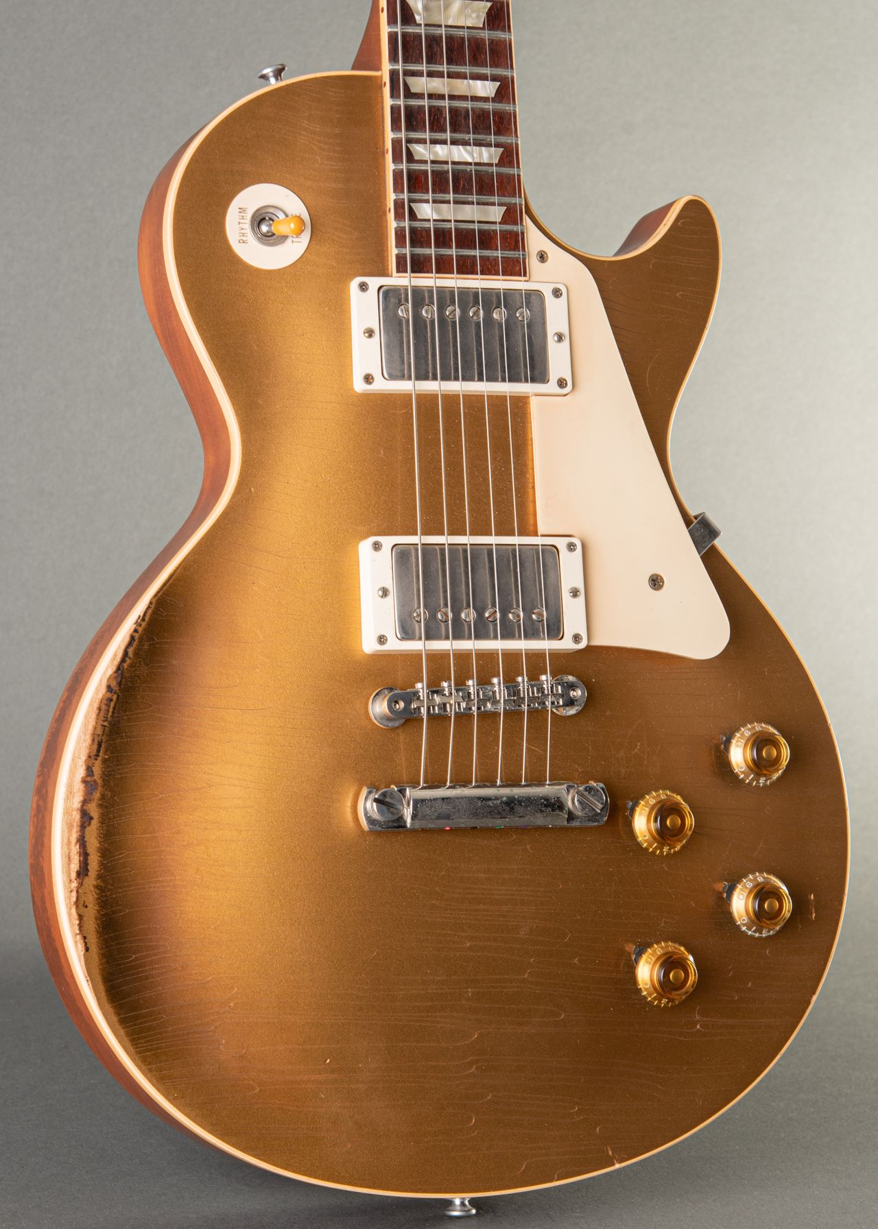 Carter Vintage - Gibson Les Paul R7 '57 Historic Reissue 2008, Tom Murphy  Ultra Aged Gold Top | Carter Vintage Guitar