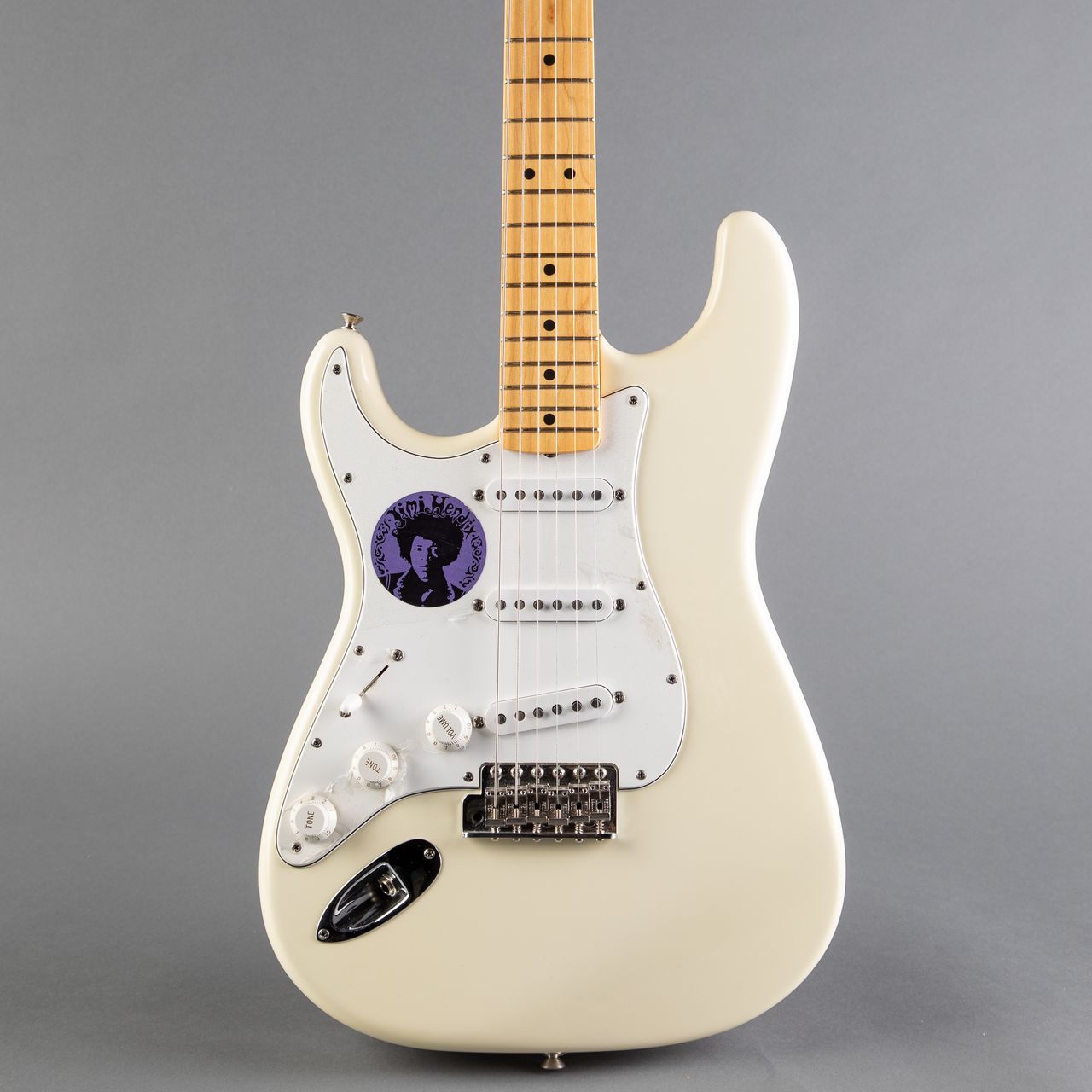 Carter Vintage - Fender Jimi Hendrix Tribute Stratocaster 1997, Olympic  White | Carter Vintage Guitar