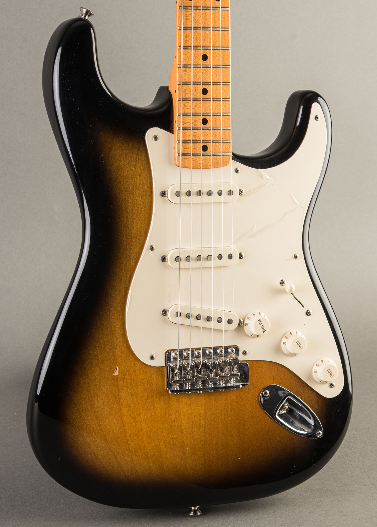 Carter Vintage - Fender Eric Johnson Signature Stratocaster 2005, Sunburst  | Carter Vintage Guitar