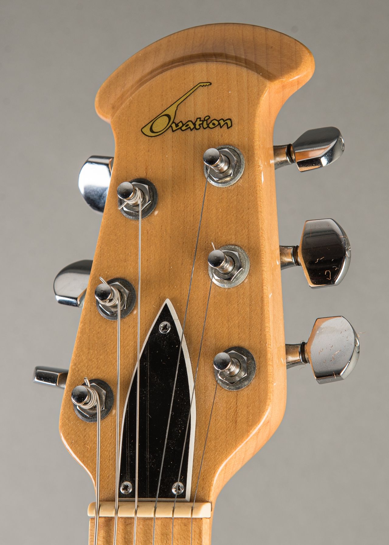 Carter Vintage - Ovation Viper III 1979, Natural | Carter