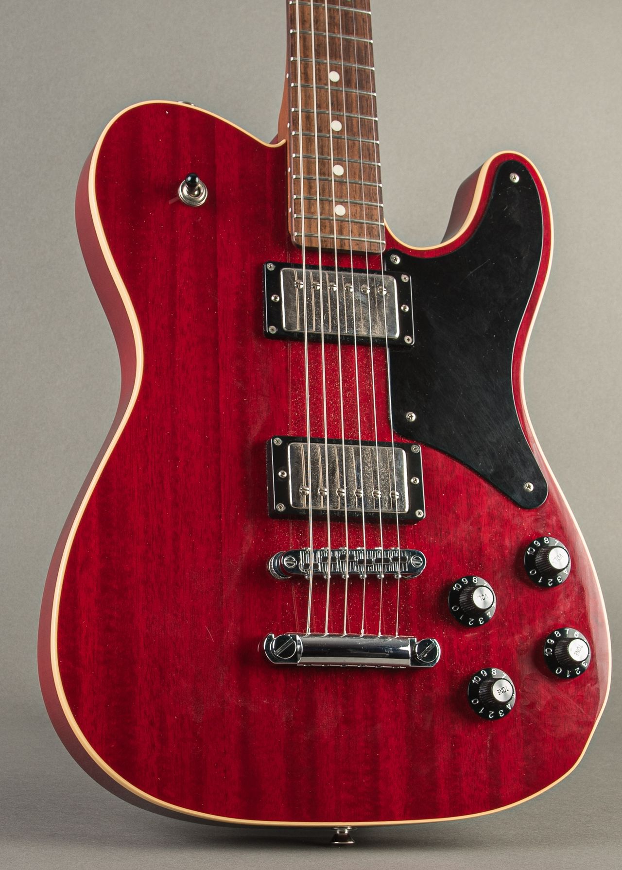 Carter Vintage - Fender MIJ Telecaster Deluxe Troublemaker 2019, Cherry Red  | Carter Vintage Guitar