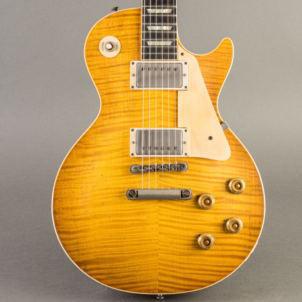 ギター Gibson CS LesPaul Custom croppedSml-custom-shop-m2m-les