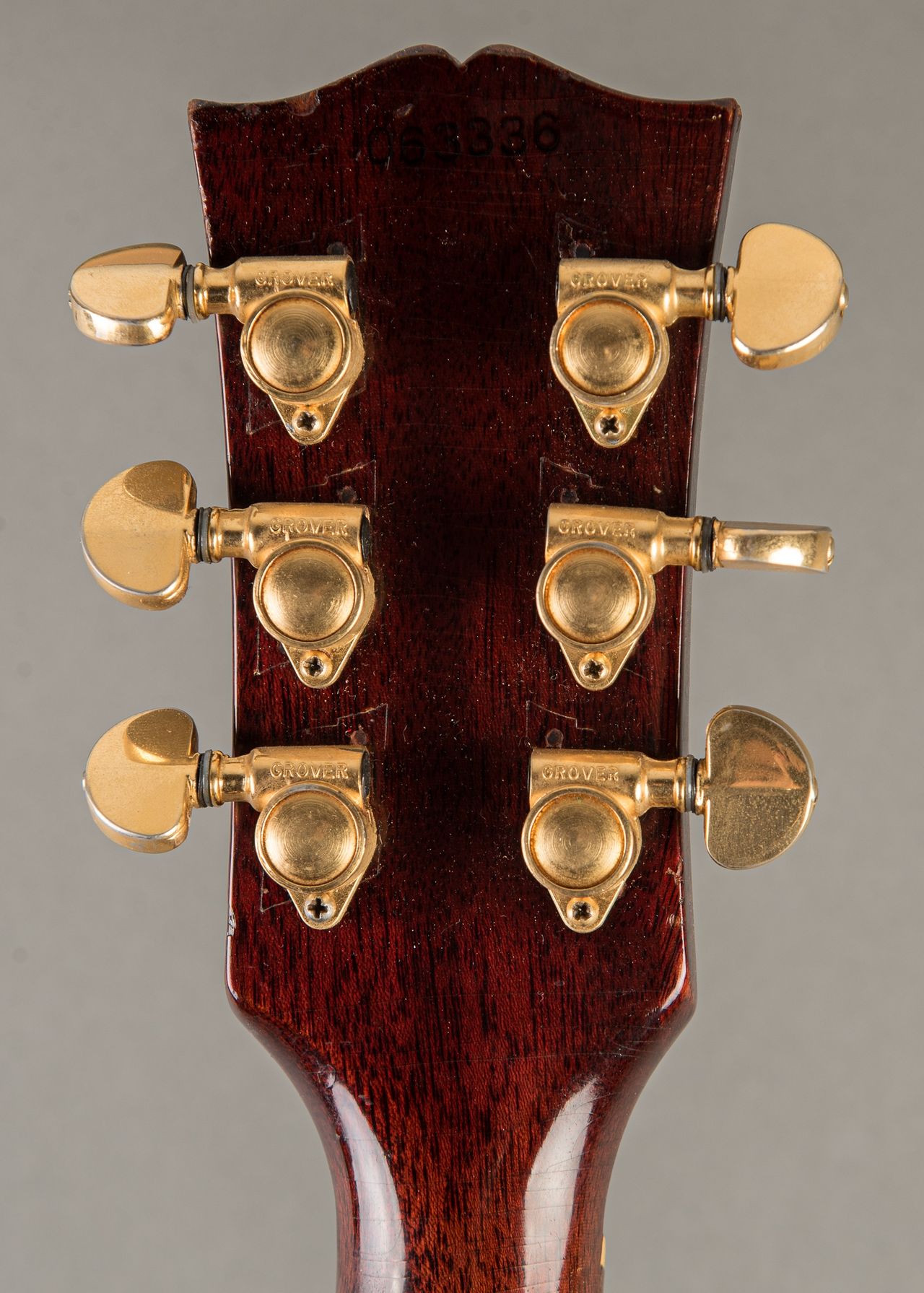 Carter Vintage - Gibson J-45 1967, Sunburst | Carter Vintage Carter Vintage - Gibson J-45 1967, Sunburst | Carter Vintage