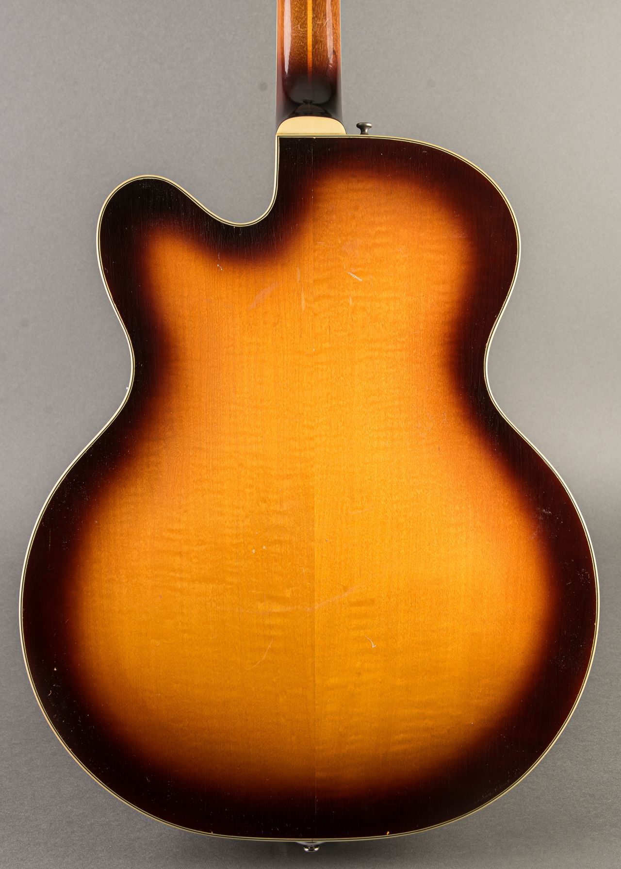 Carter Vintage - Guild Duane Eddy DE-400 1962, Sunburst