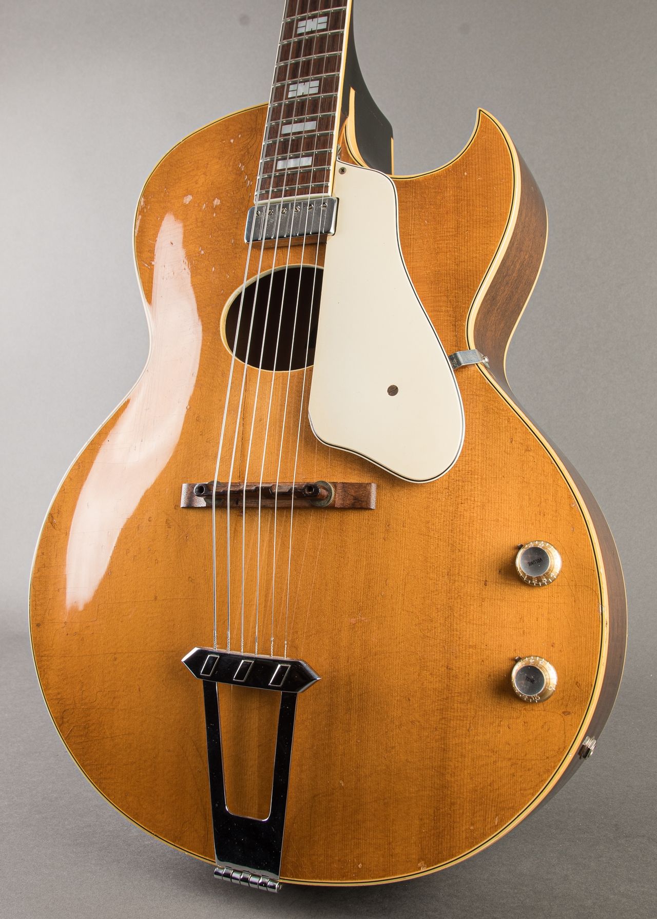 Carter Vintage - Epiphone Howard Roberts Model 1967, Blonde