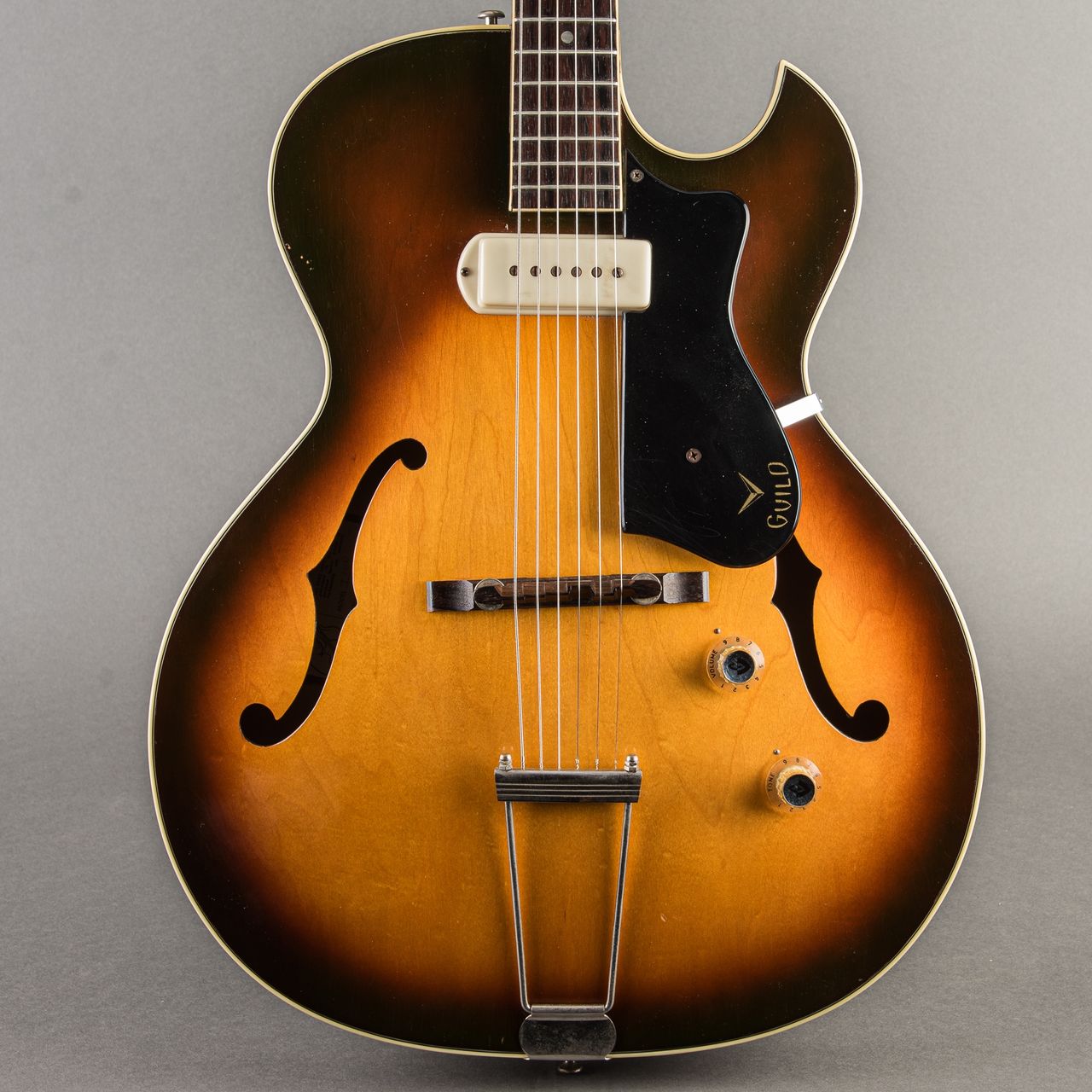 Carter Vintage - Guild T-100 1960, Sunburst | Carter Vintage