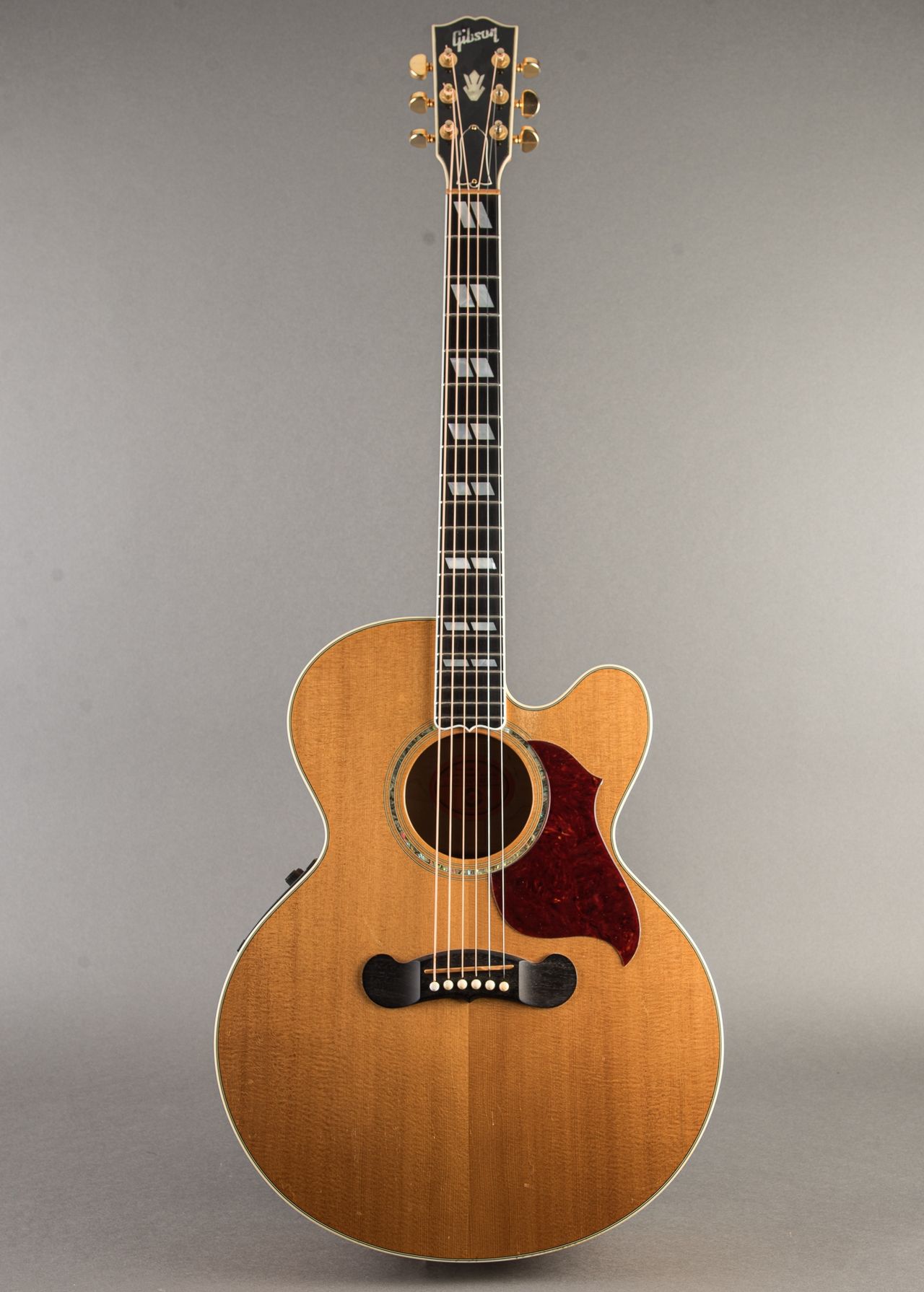 Gibson Custom Shop 1952 J-185 Antique Natural