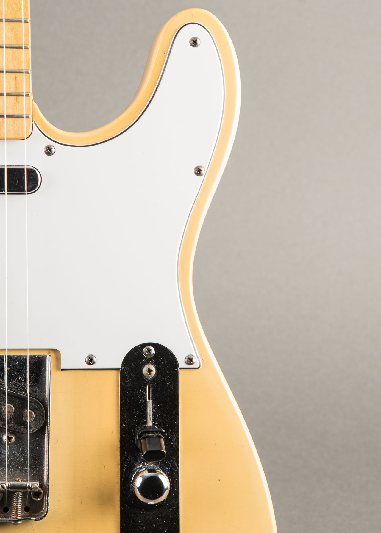 ボディのみ Fender 1969 custom telecaster body ボディのみ Fender 1969 custom telecaster body - メルカリ