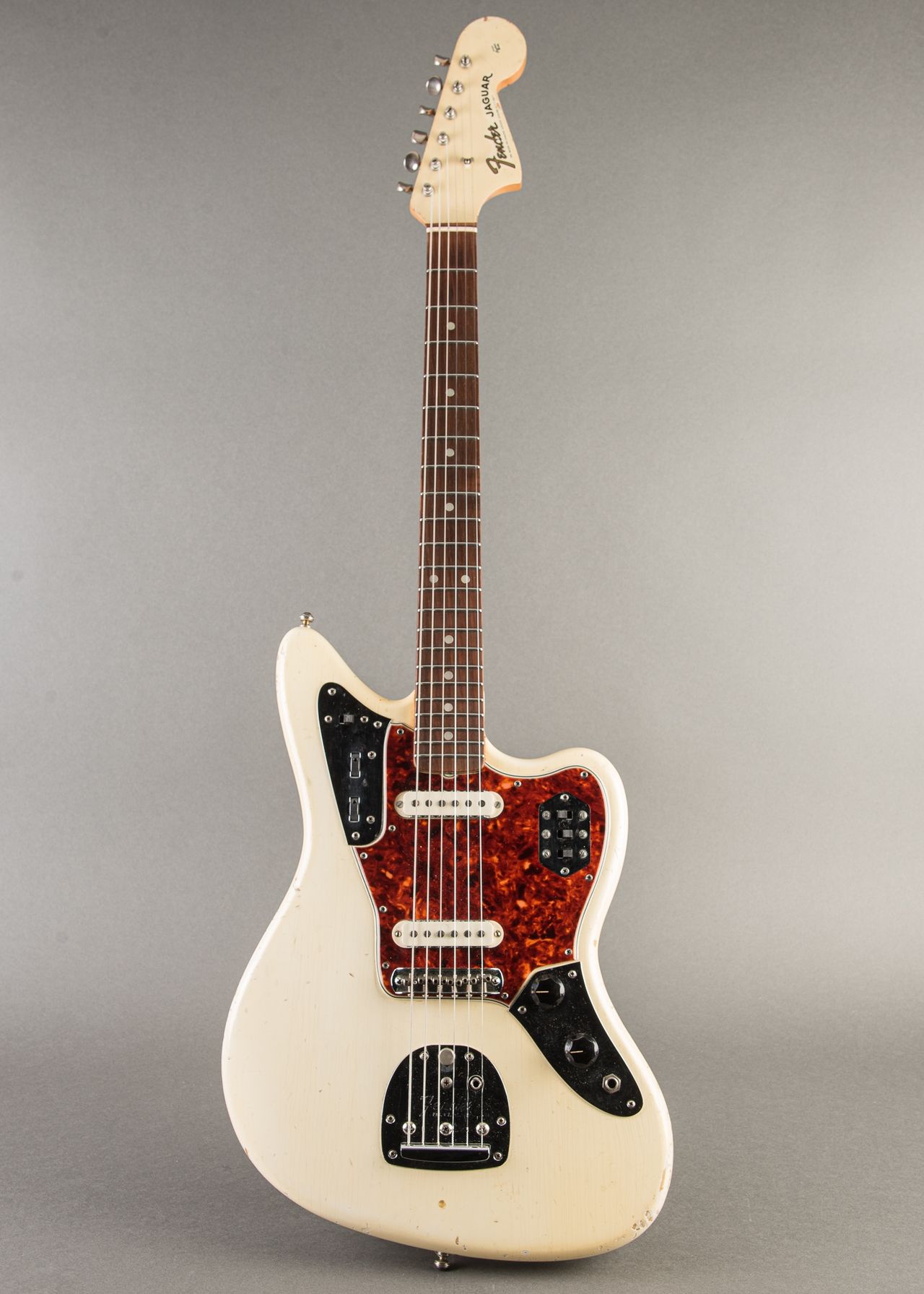 Fender JAGUAR P067065 ギター ジャンク品 Fender JAGUAR P067065 ギター ジャンク品 - メルカリ