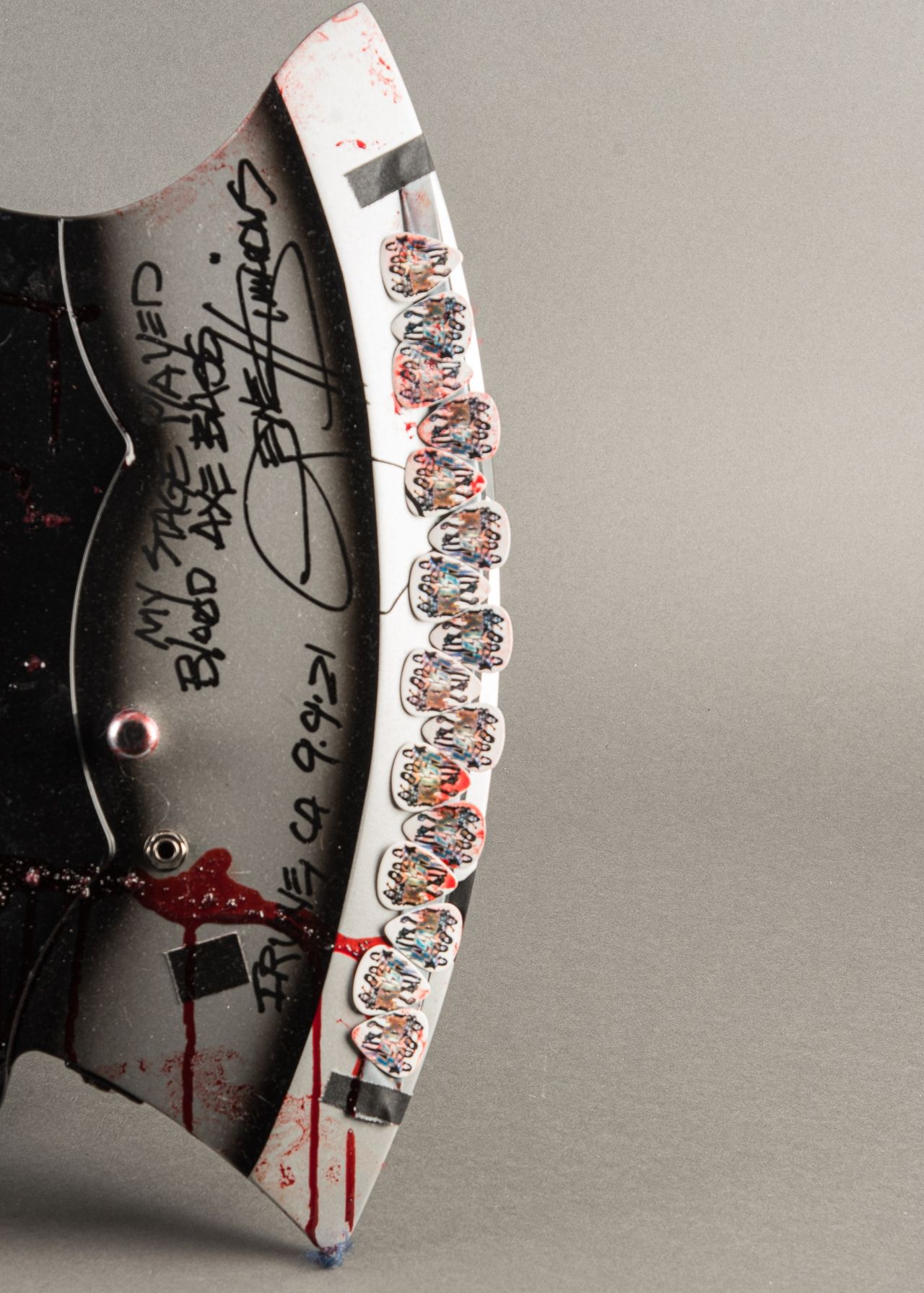 Carter Vintage - Gene Simmons Axe (Signed) 2024, Black | Carter