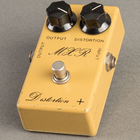 MXR Distortion + 1970s, Script Logo thumbnail