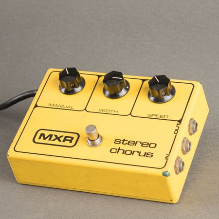MXR Stereo Chorus 1970s, Yellow with Block Logo thumbnail