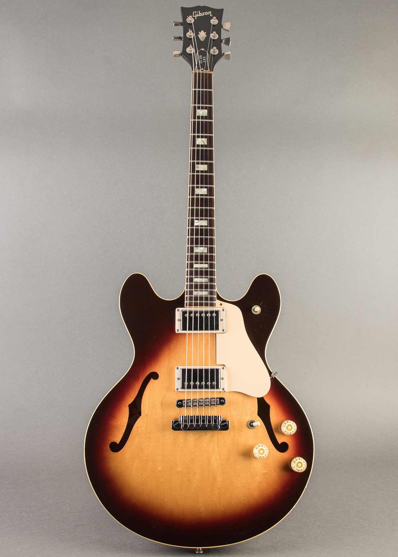 Gibson ES-335TD セミアコ 1979 USA製 Tim Shaw 1979 Gibson ES-335TD Sunburst | The Music Emporium