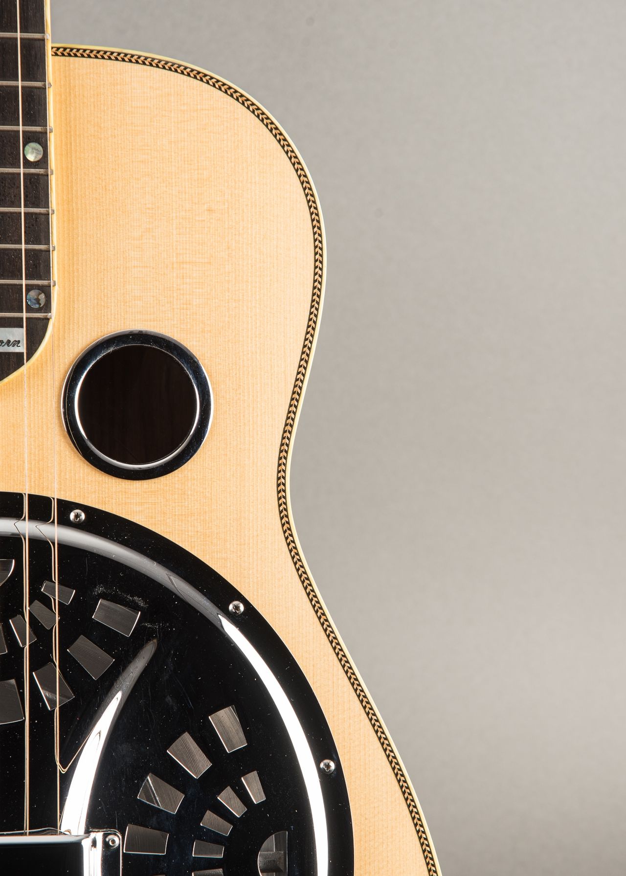 Les 8 Meilleures Guitares à Résonateur (Comparatif
