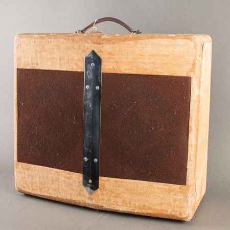 Fender V-Front Super (Cabinet only) Owned By Les Paul 1948, Tweed thumbnail