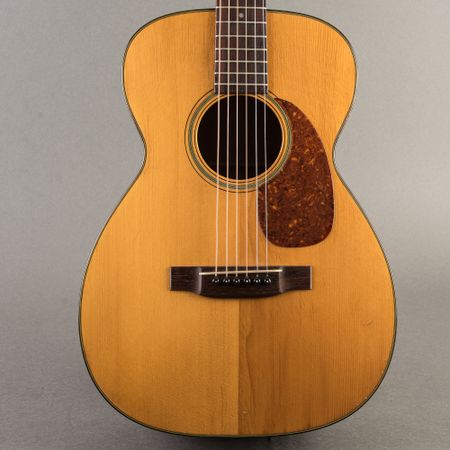Martin 0-18 1956, Natural thumbnail