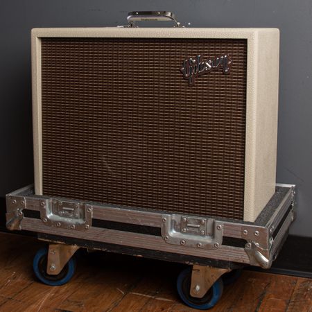 Gibson Falcon 20 1x12 Combo w/ Road Case 2024, White thumbnail