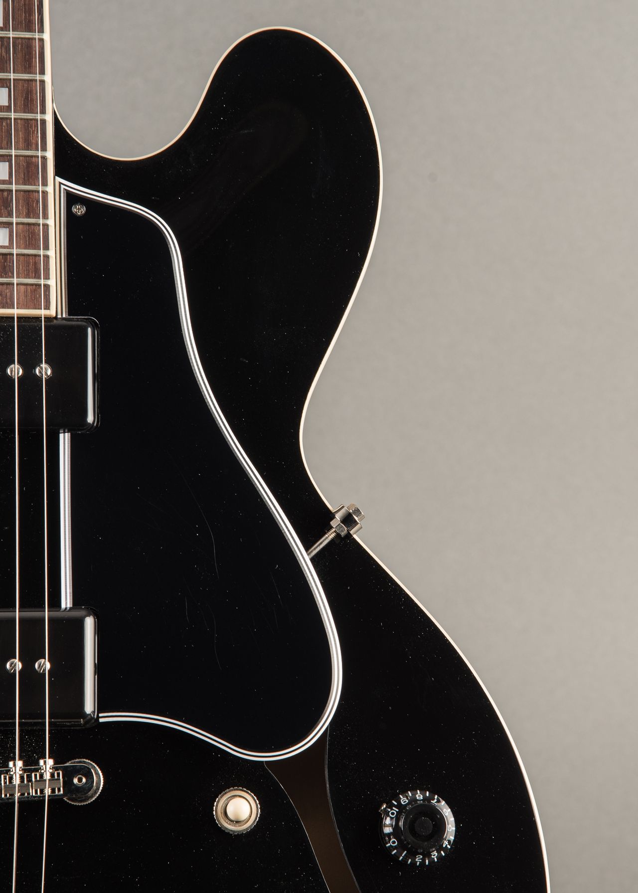 Carter Vintage - Gibson ES-330 2024, Ebony | Carter Vintage