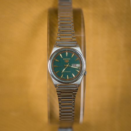 Sable 1980s Seiko 5 Watch thumbnail
