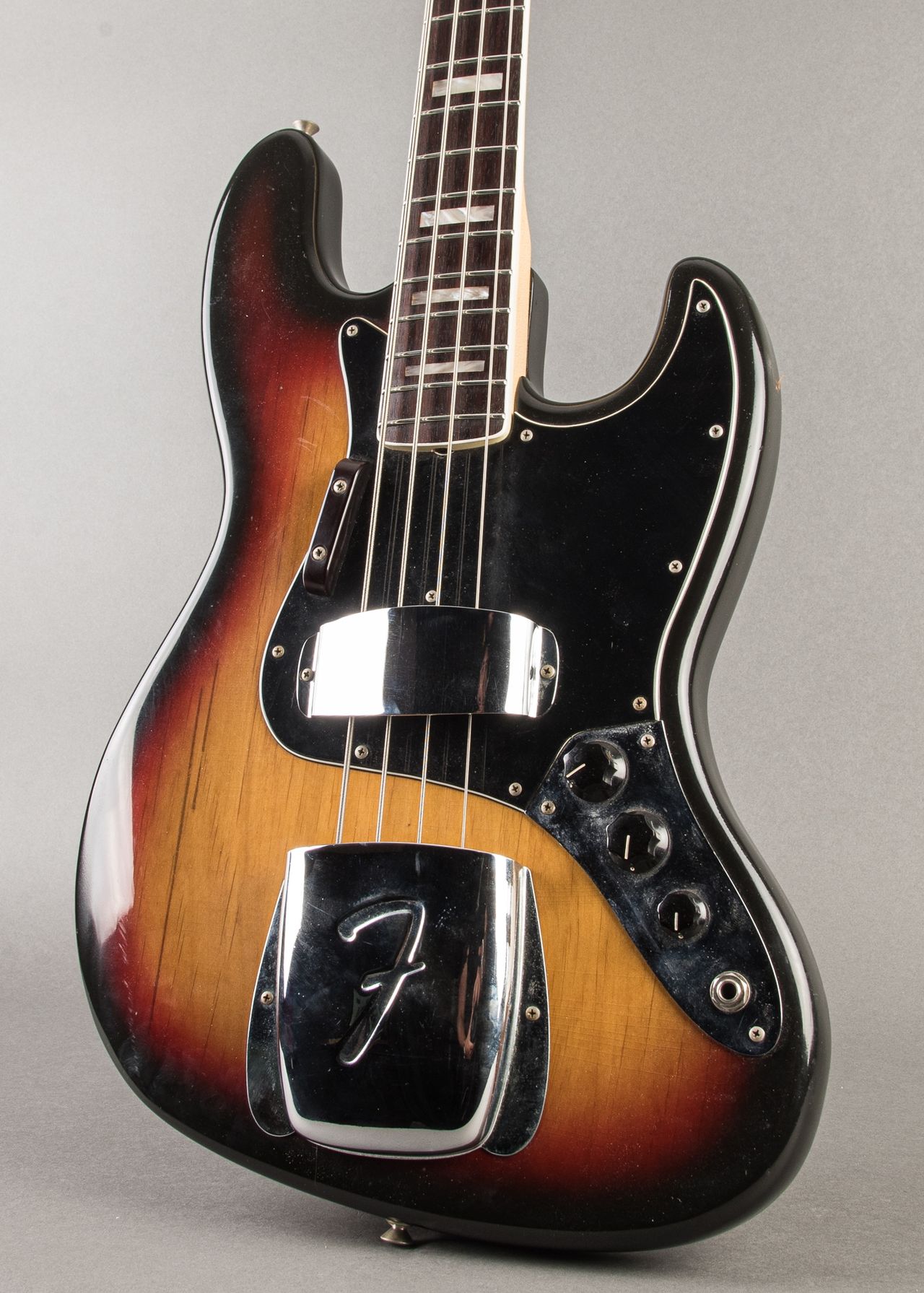Carter Vintage - Fender Jazz Bass 1974, Sunburst | Carter