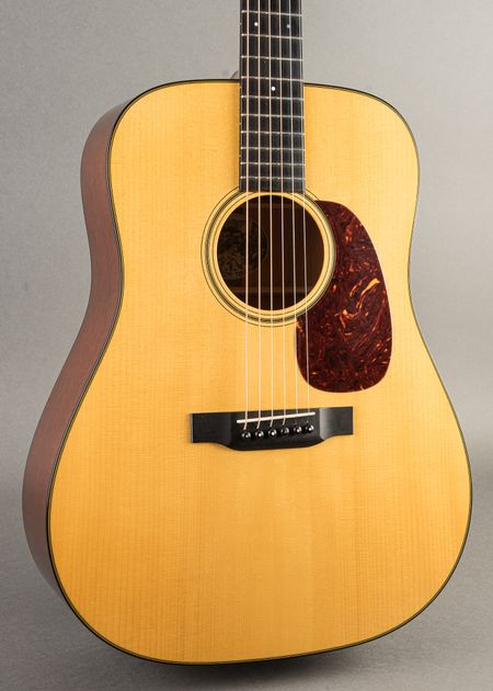 ▽ AriaDreadnought EST 1956 AF-55EVTBS 注目の ▽ AriaDreadnought EST 1956 AF-55EVTBS（Guitar Nhật