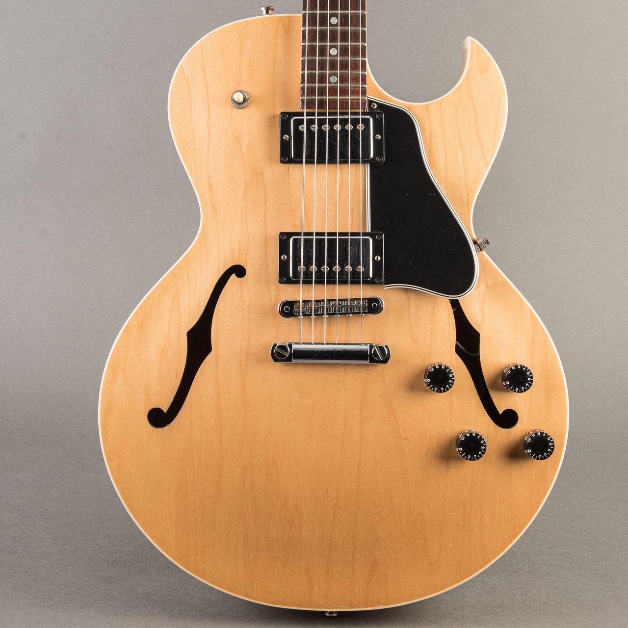 Gibson ES-135（2000年製） Gibson ES-135（2000年製） Gibson ES-135 Vintage Sunburst 2001