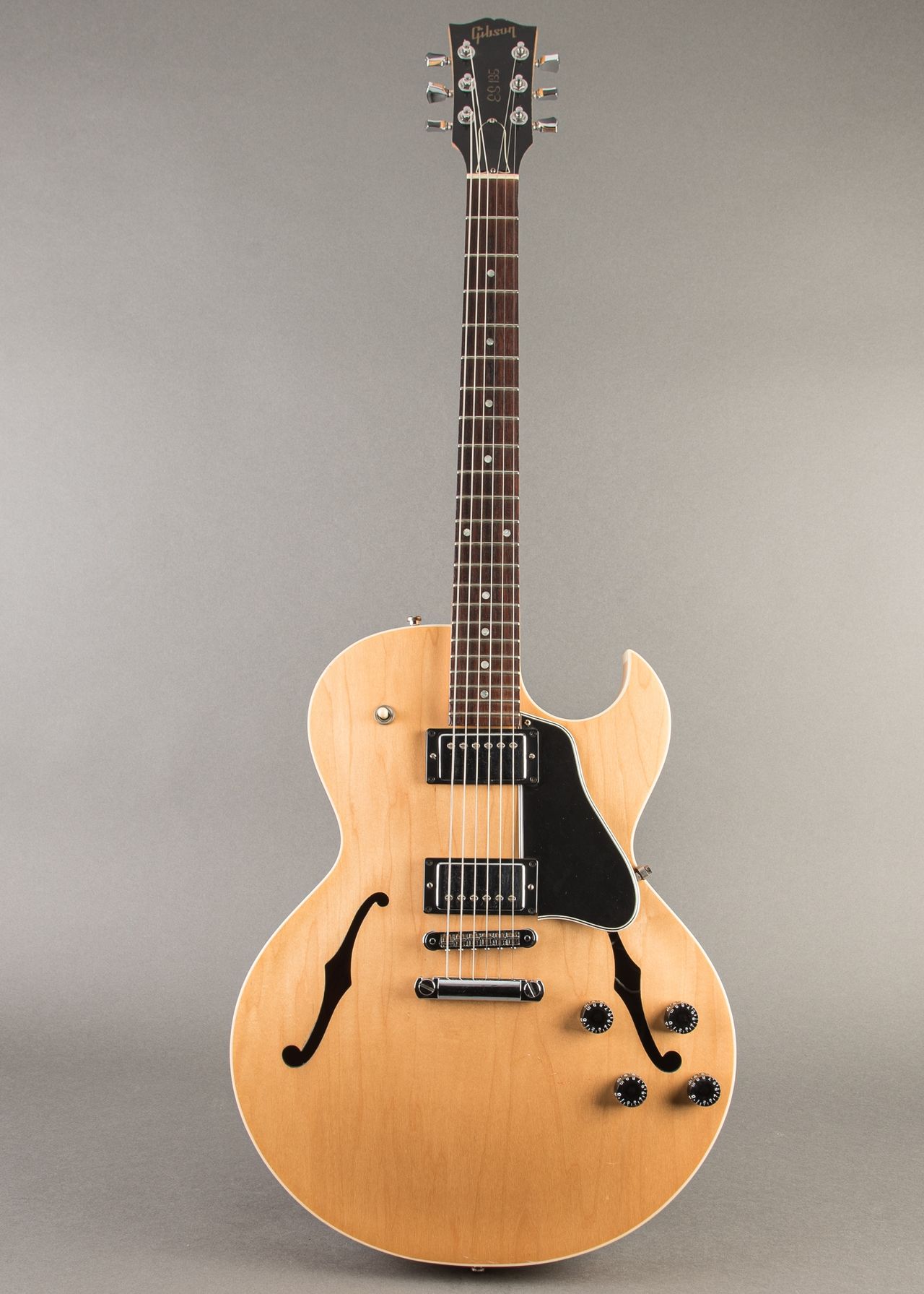 Gibson ES-135（2000年製） Gibson ES-135（2000年製） Gibson ES-135 Vintage Sunburst 2001