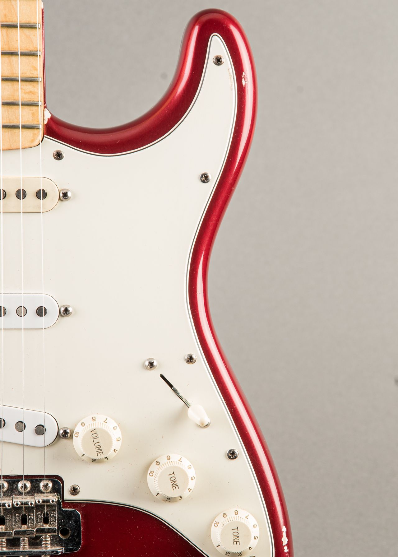 Carter Vintage - Fender Stratocaster 1977, Candy Apple Red (Refin