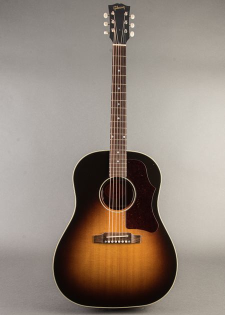  バード　 Dove アコースティックギター】Gibson Hummingbird&Dove徹底比較