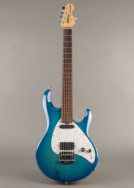 Жапондық лифт порно