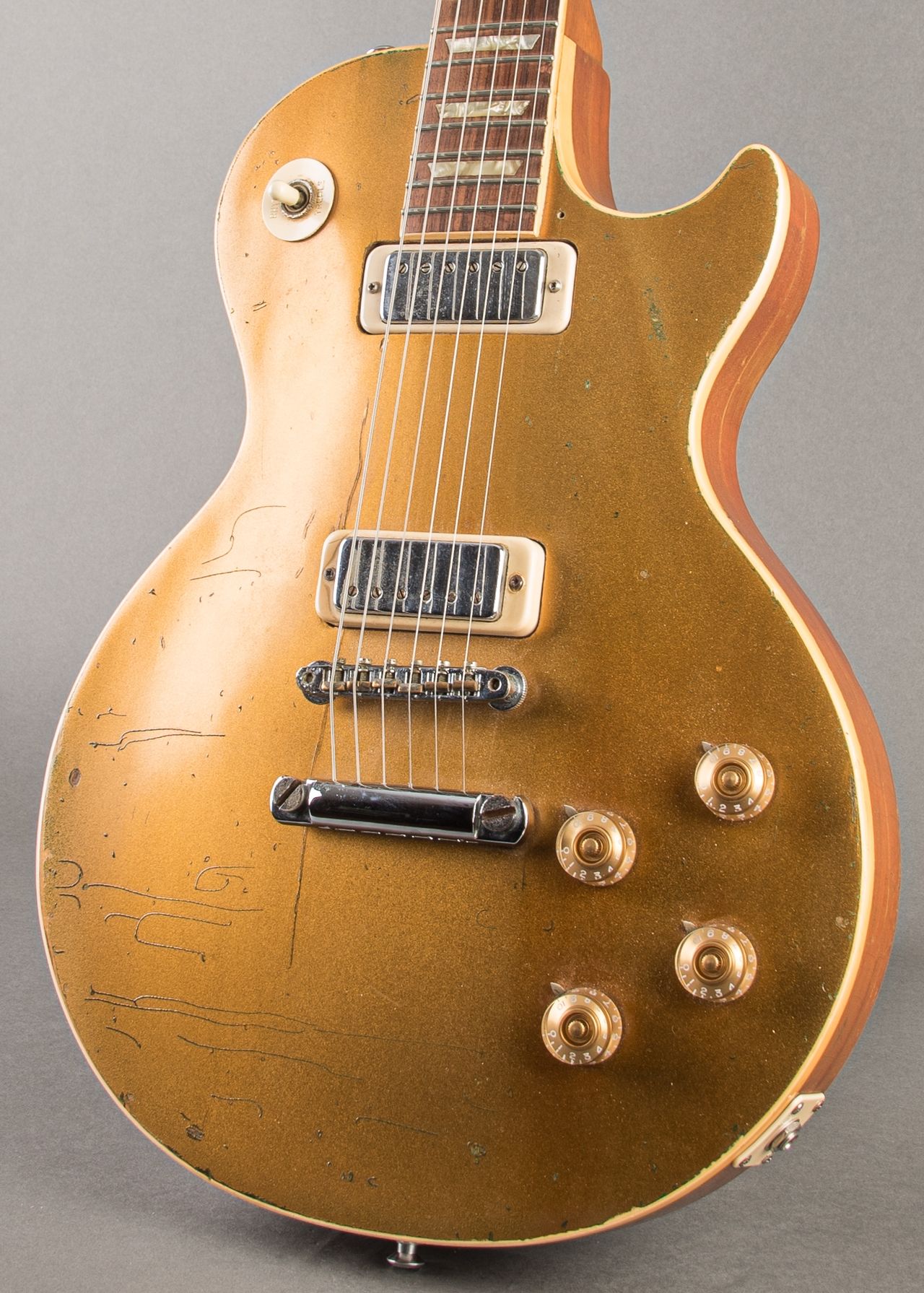 Carter Vintage - Gibson Les Paul Deluxe 1972, Gold Top | Carter