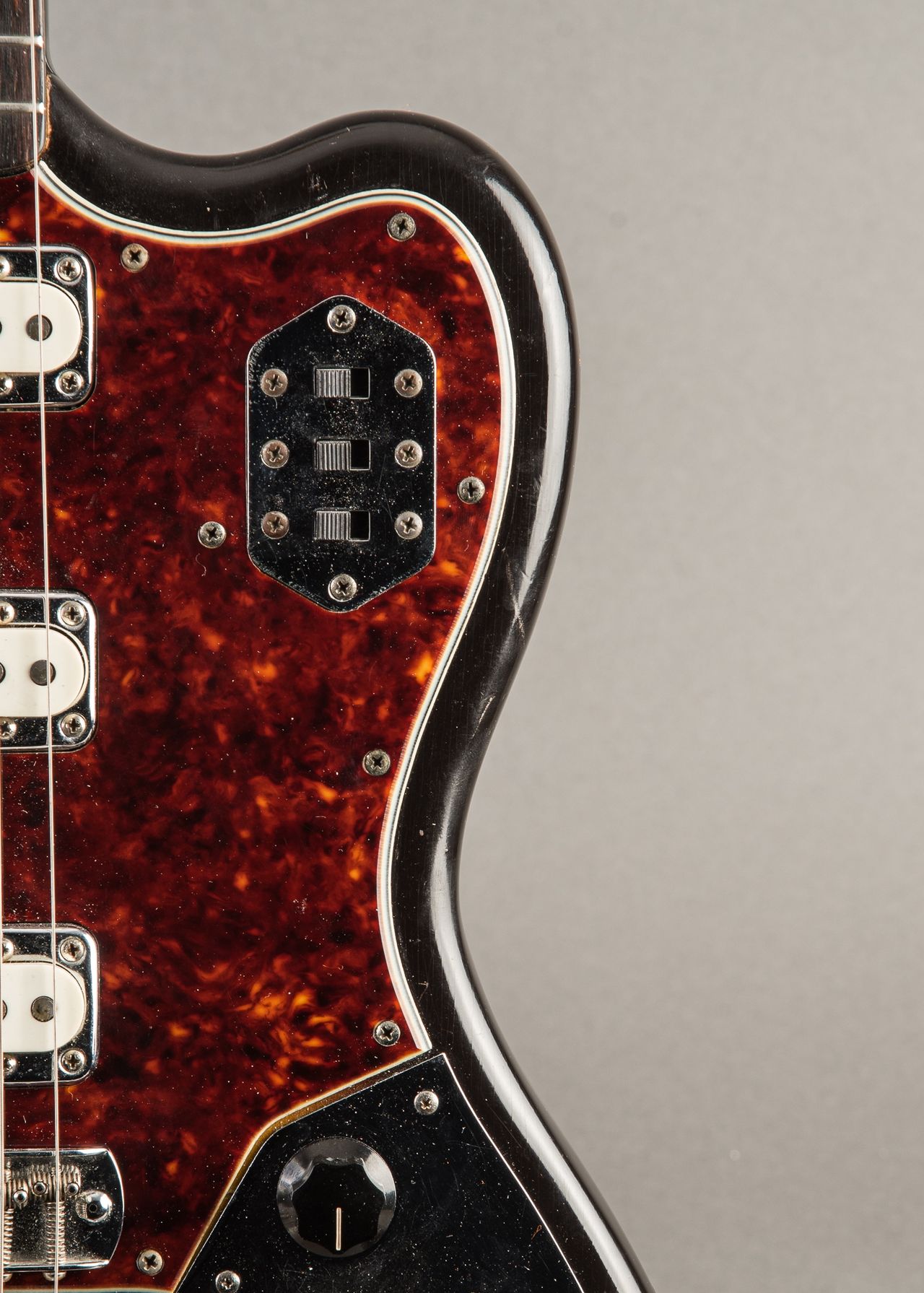 Fender Bass VI サンバースト 1969 Fender Bass VI Sunburst | The Music Emporium