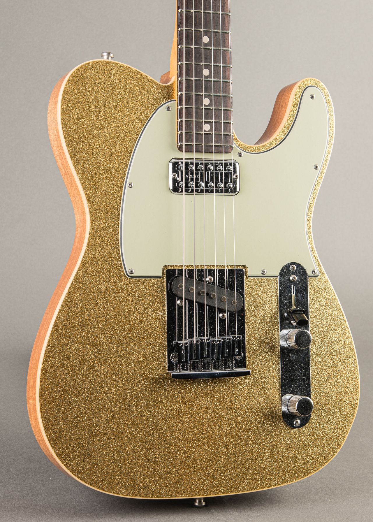 ■MonoGram TELECASTER GOLD TOP テレキャス P 90 □MonoGram TELECASTER GOLD TOP テレキャス P 90 - メルカリ