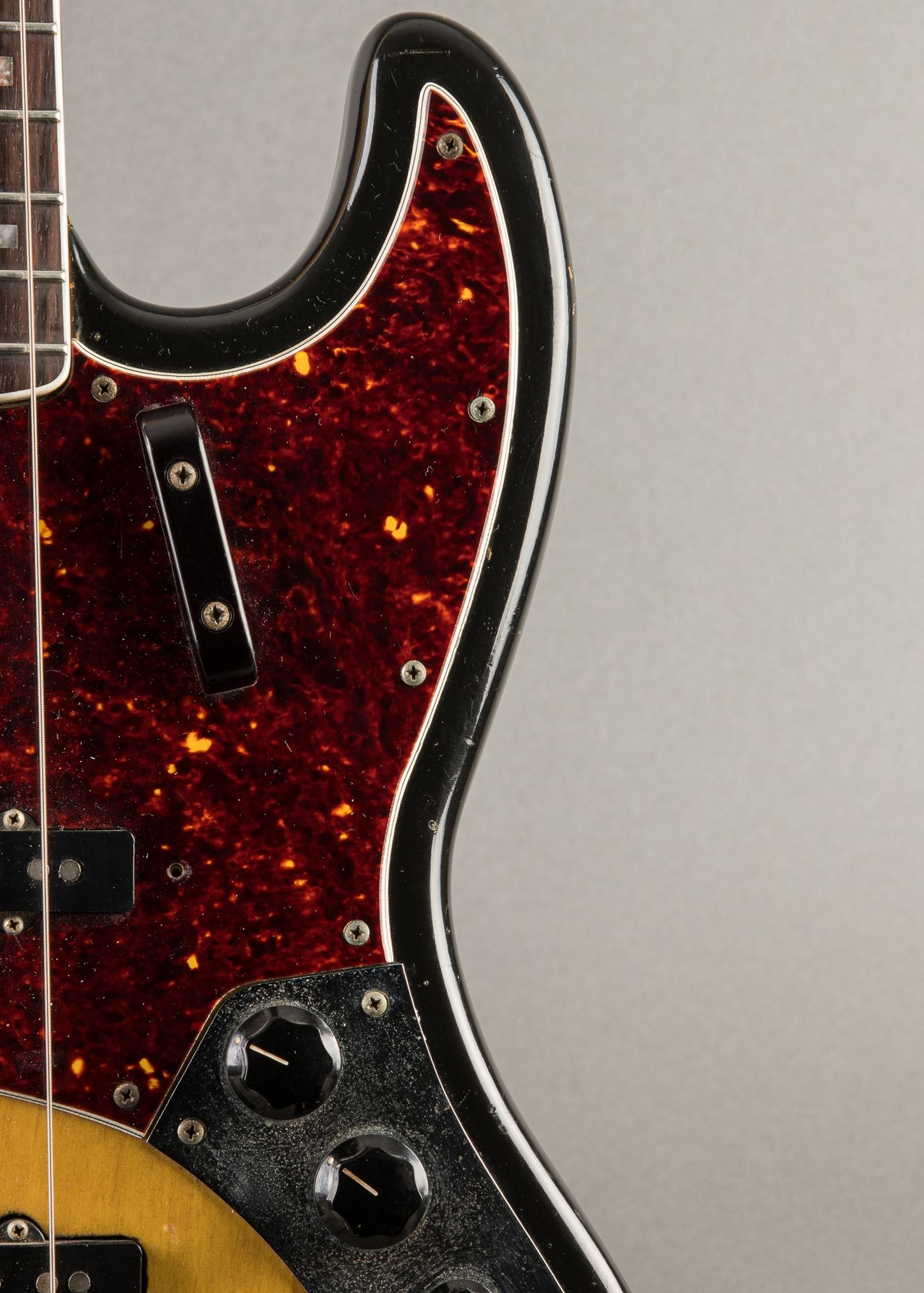 Carter Vintage - Fender Jazz Bass 1969, Sunburst | Carter Vintage