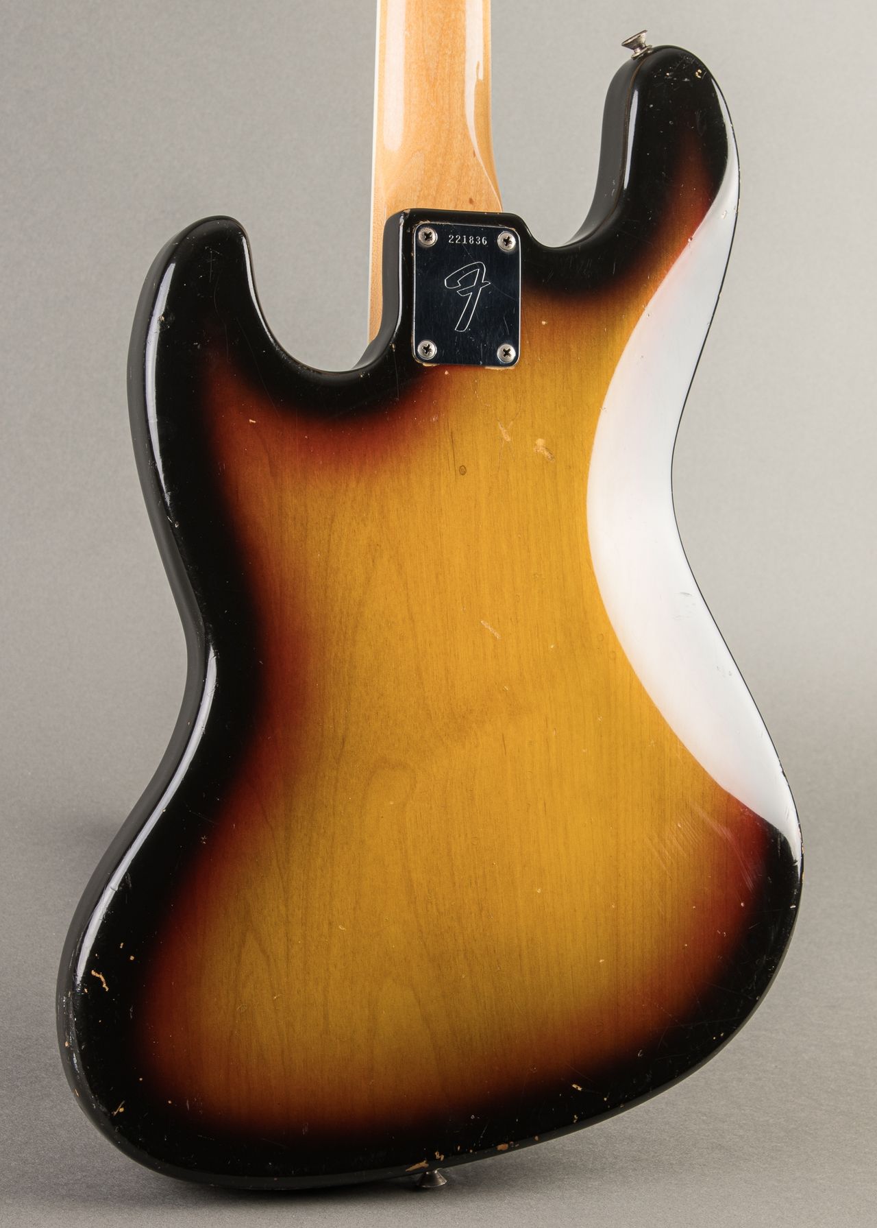 Carter Vintage - Fender Jazz Bass 1969, Sunburst | Carter Vintage