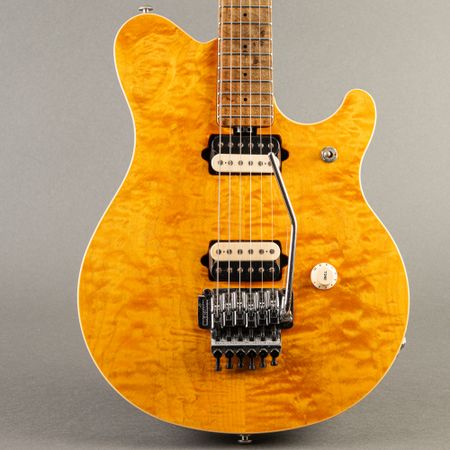 Ernie Ball Music Man Edward Van Halen 1995, Gold Translucent thumbnail