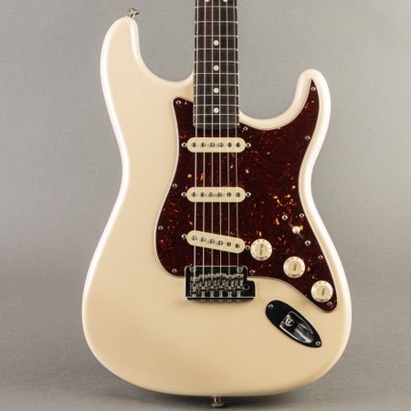 Fender American Showcase Stratocaster 2020, Olympic Pearl thumbnail