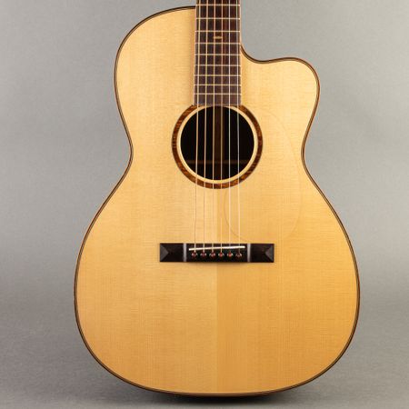 Martin Custom Shop 000 Deluxe Cutaway 2018, Natural thumbnail