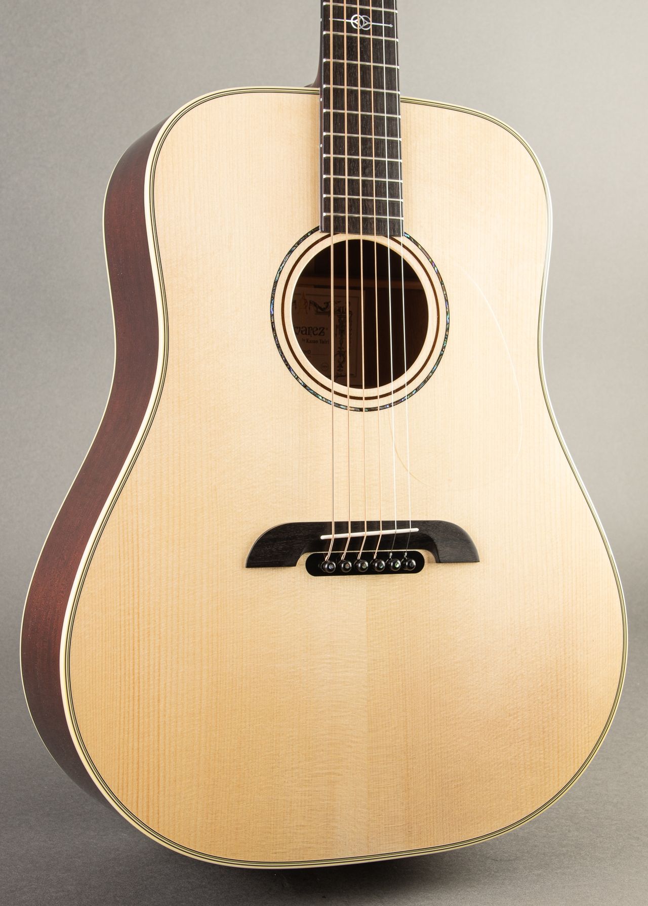 Carter Vintage - Alvarez Yairi DYM60HD 2025, Natural | Carter