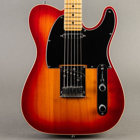 Fender American Deluxe Telecaster 2010, Cherry Sunburst thumbnail