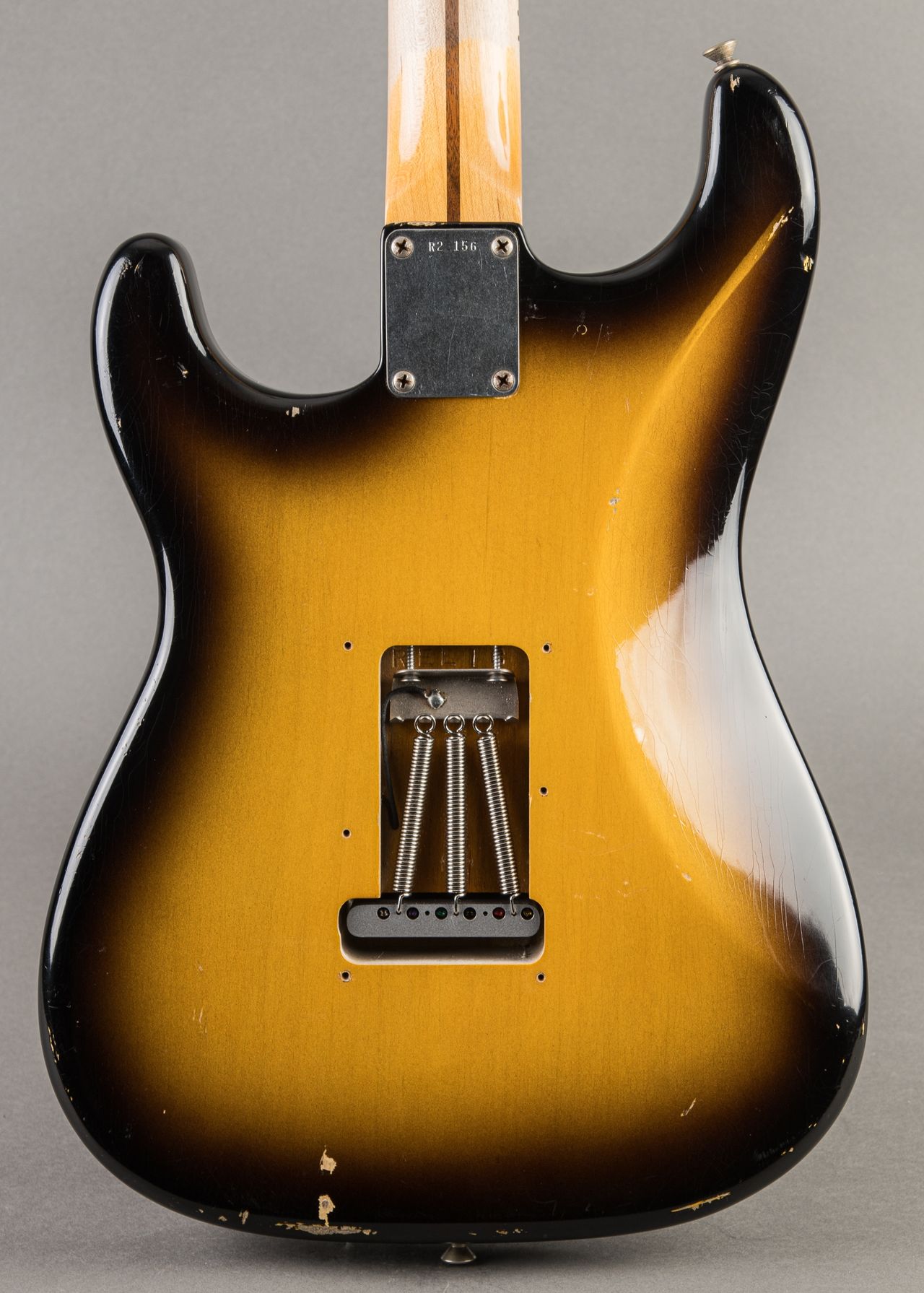 ★Custom HardRelic Sunburst Stratocaster★ Fender 60s Heavy Relic Stratocaster - Aged 3-Color Sunburst - YouTube
