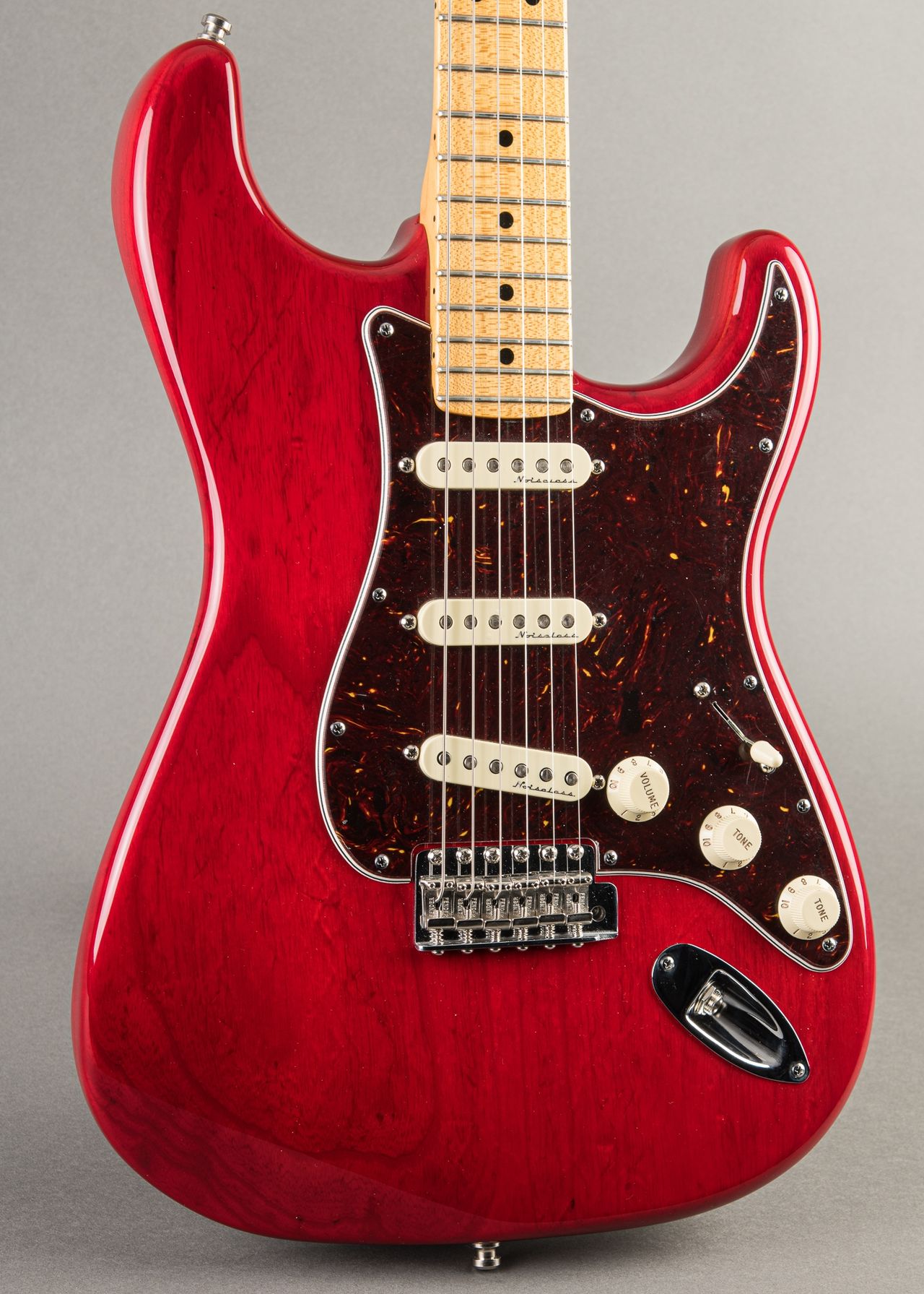 Carter Vintage - Fender Custom Shop Stratocaster 2009, Trans Red