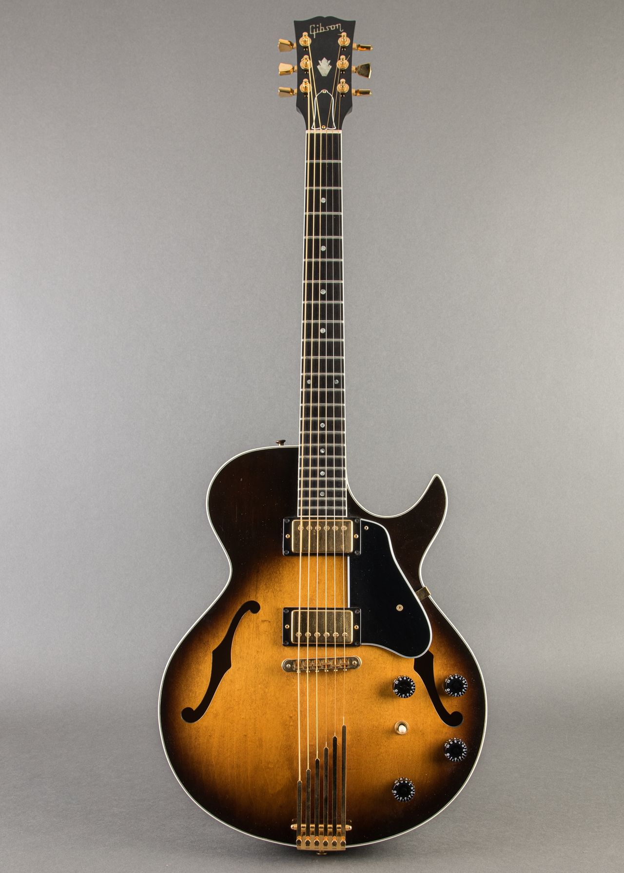 Carter Vintage - Gibson Howard Roberts Fusion 1991, Sunburst