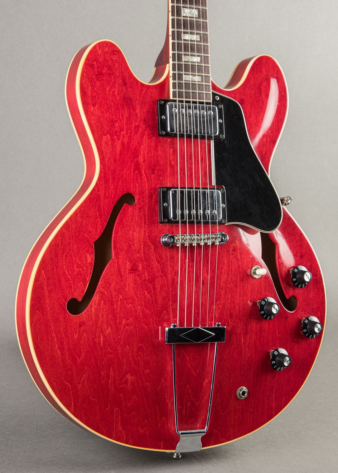 Carter Vintage - Gibson ES-335 1969, Cherry | Carter Vintage Guitar