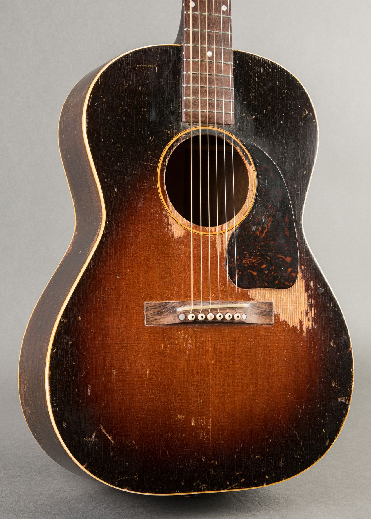 Carter Vintage - Gibson LG-2 1943, Sunburst | Carter Vintage Guitar