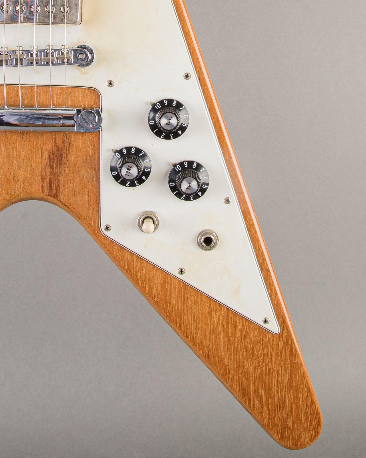 Carter Vintage - Gibson Flying V 1975, Natural | Carter Vintage Guitar