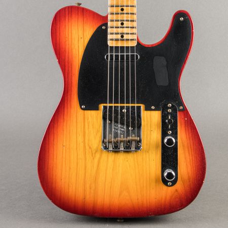 Fender Custom Shop 1951 Nocaster Journeyman Relic 2025, Aged Cherry Sunburst thumbnail
