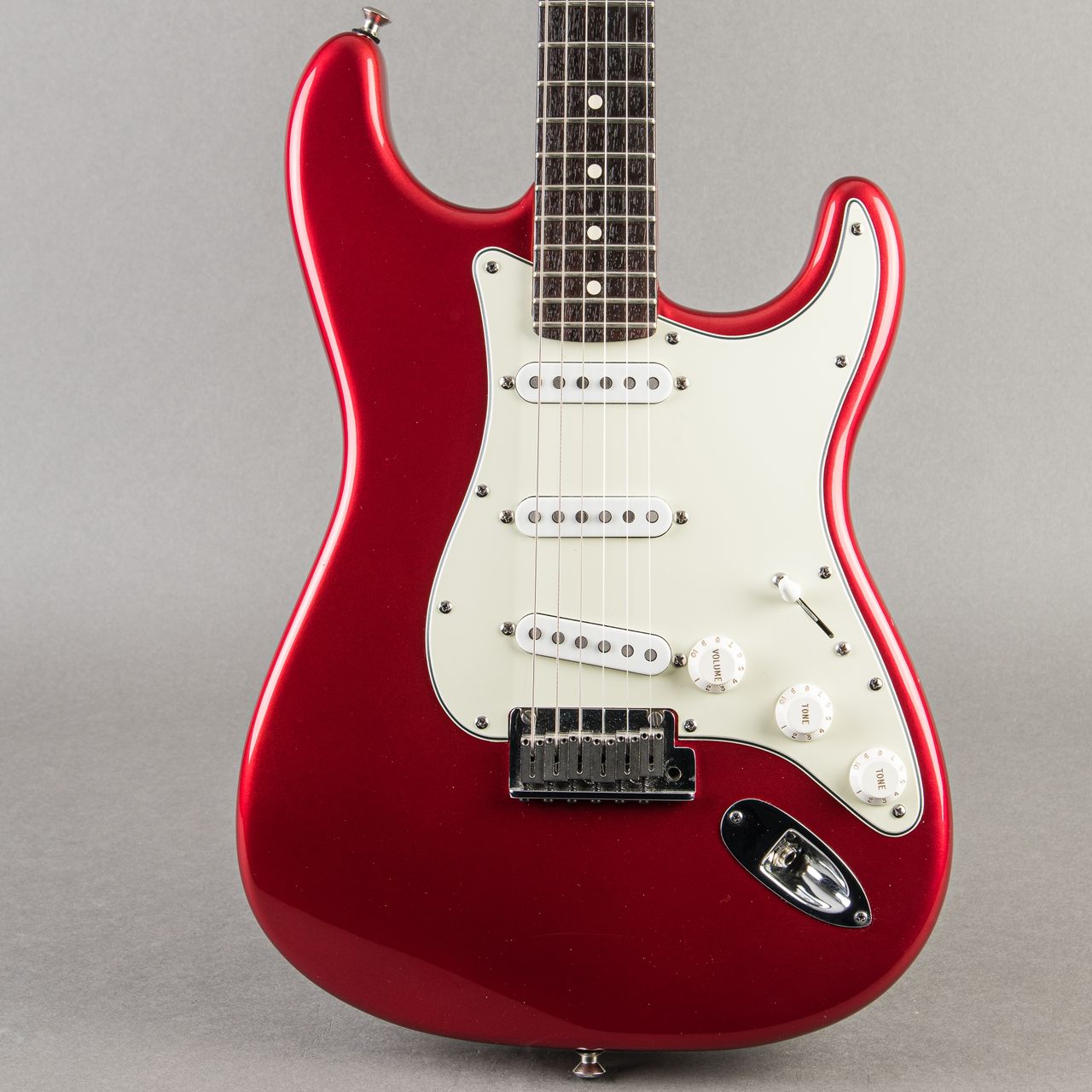 Carter Vintage - Fender Stratocaster 2004, Candy Apple Red